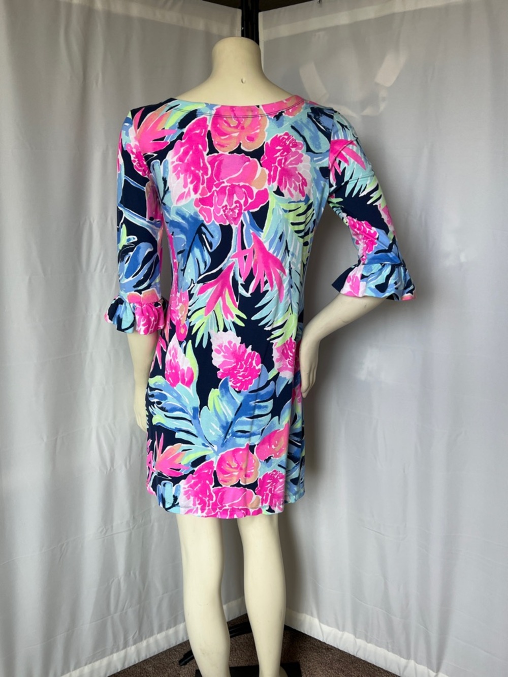 Lilly Pulitzer Sophie Ruffle Shift Dress in “High Tide Navy Tropicolada” print - Picture 5 of 7